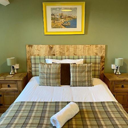 דלטון אין פרנס Number 19 Guest House - Self Check In - Under 4 Miles From Barrow In Furness מראה חיצוני תמונה