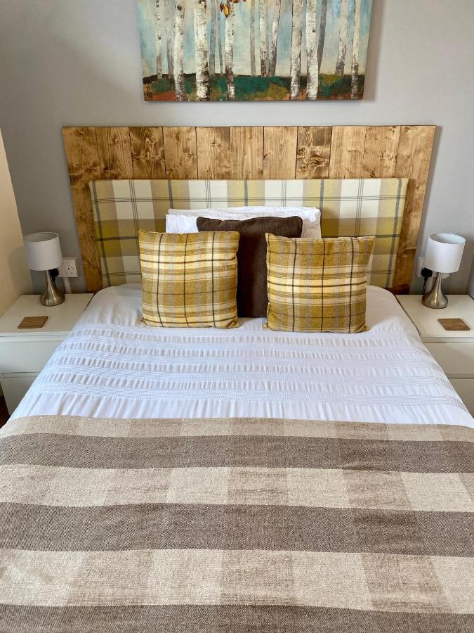 דלטון אין פרנס Number 19 Guest House - Self Check In - Under 4 Miles From Barrow In Furness מראה חיצוני תמונה