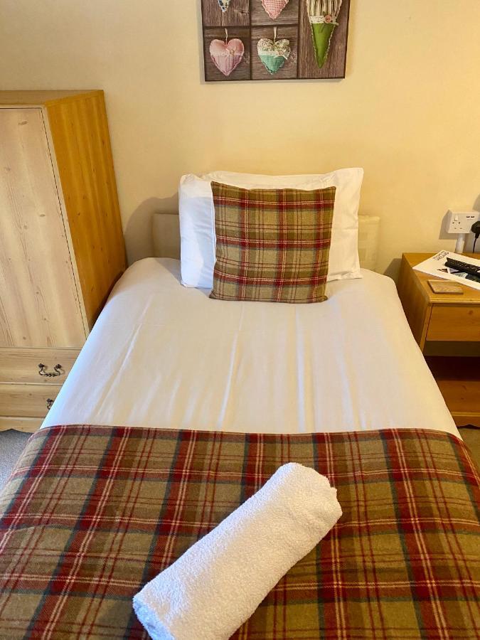 דלטון אין פרנס Number 19 Guest House - Self Check In - Under 4 Miles From Barrow In Furness מראה חיצוני תמונה