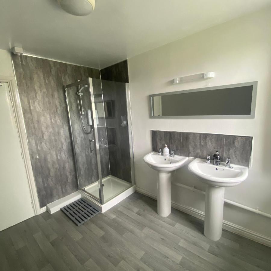 דלטון אין פרנס Number 19 Guest House - Self Check In - Under 4 Miles From Barrow In Furness מראה חיצוני תמונה