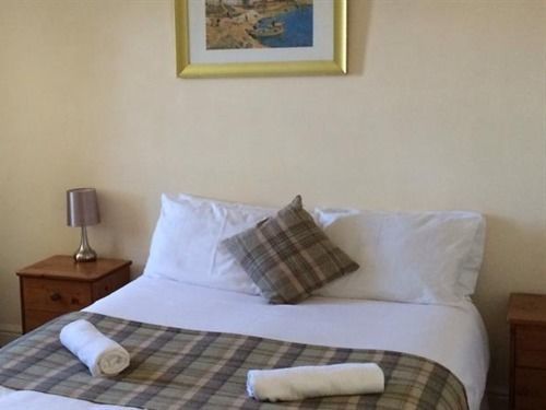דלטון אין פרנס Number 19 Guest House - Self Check In - Under 4 Miles From Barrow In Furness מראה חיצוני תמונה
