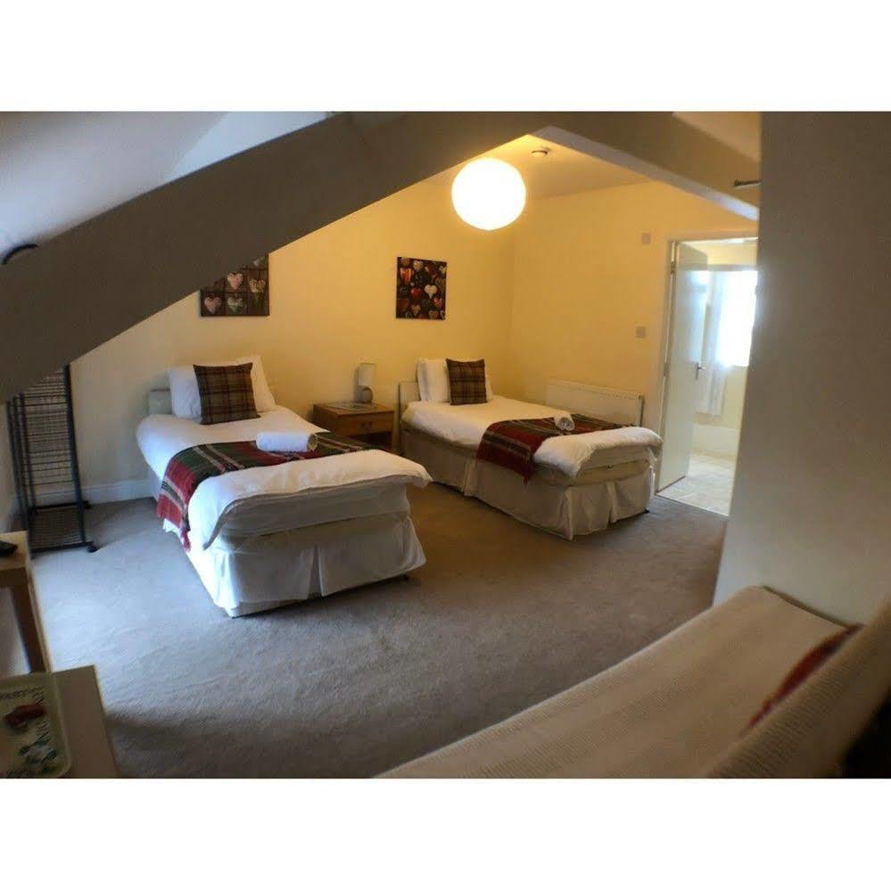 דלטון אין פרנס Number 19 Guest House - Self Check In - Under 4 Miles From Barrow In Furness מראה חיצוני תמונה